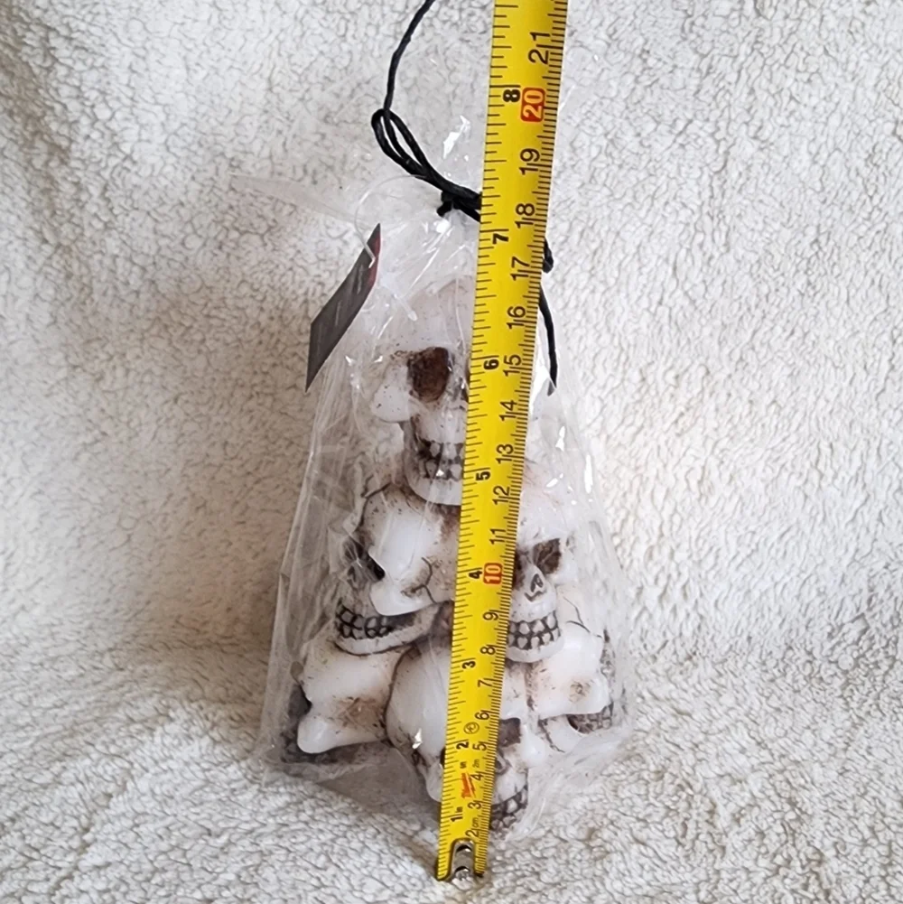 Halloween White Stacked as Christmas tree Skull Bleeding Candle 7